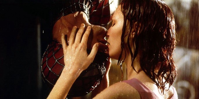 2 - Orden cronológico películas spiderman - Spiderman 2002 - Beso